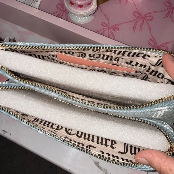 Juicy Couture Light Blue Denim Logo Dual-Zip Pouch - Picture 7 of 8